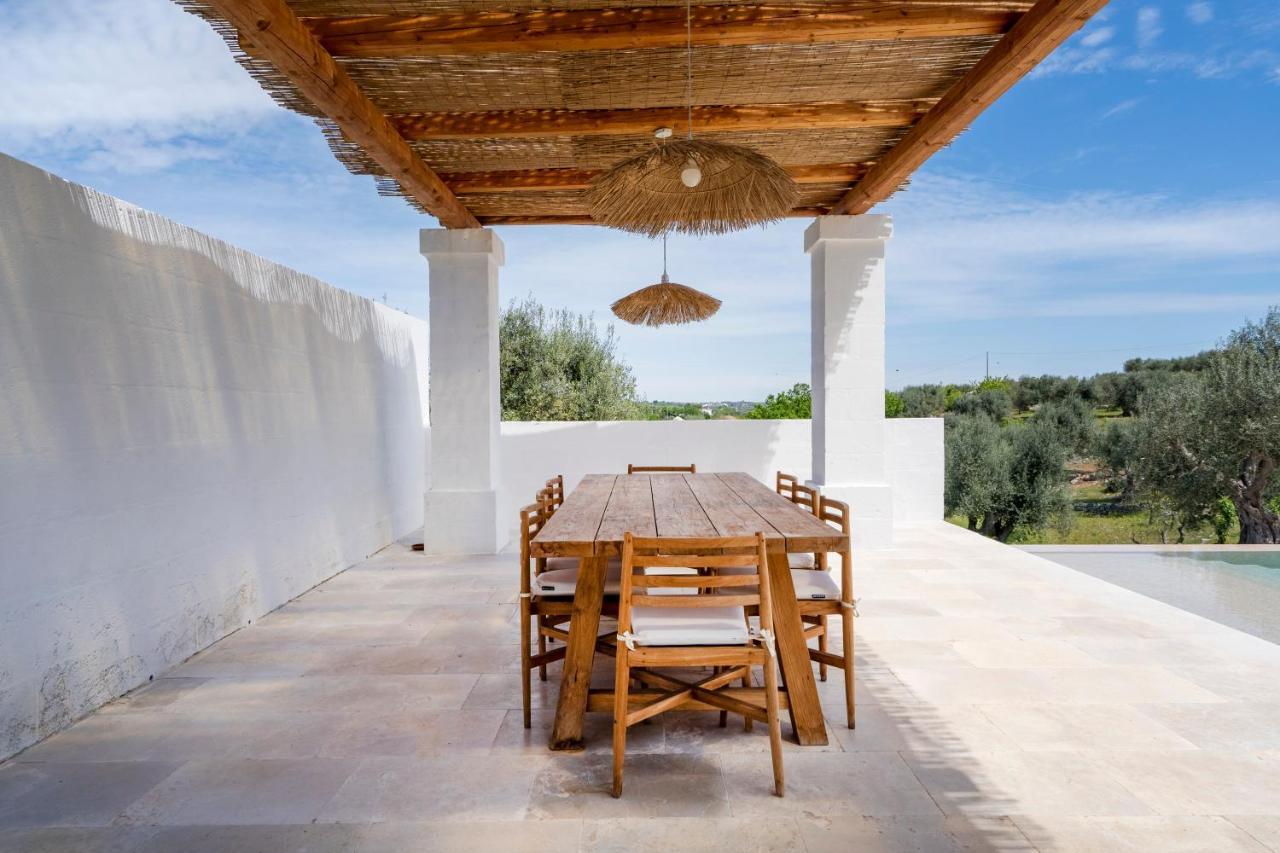 Вилла Trulli Cicerali , Trulli Design Con Piscina Panoramica Остуни Экстерьер фото